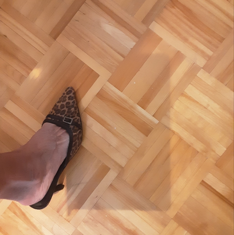 George Women's Brown Leopard Mules - Picture 6 of 6